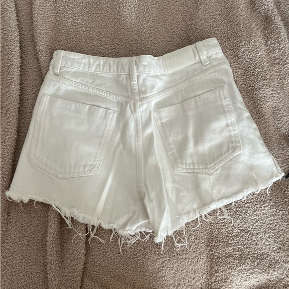 Zara white cut off high waisted denim shorts 6 - Picture 9 of 9